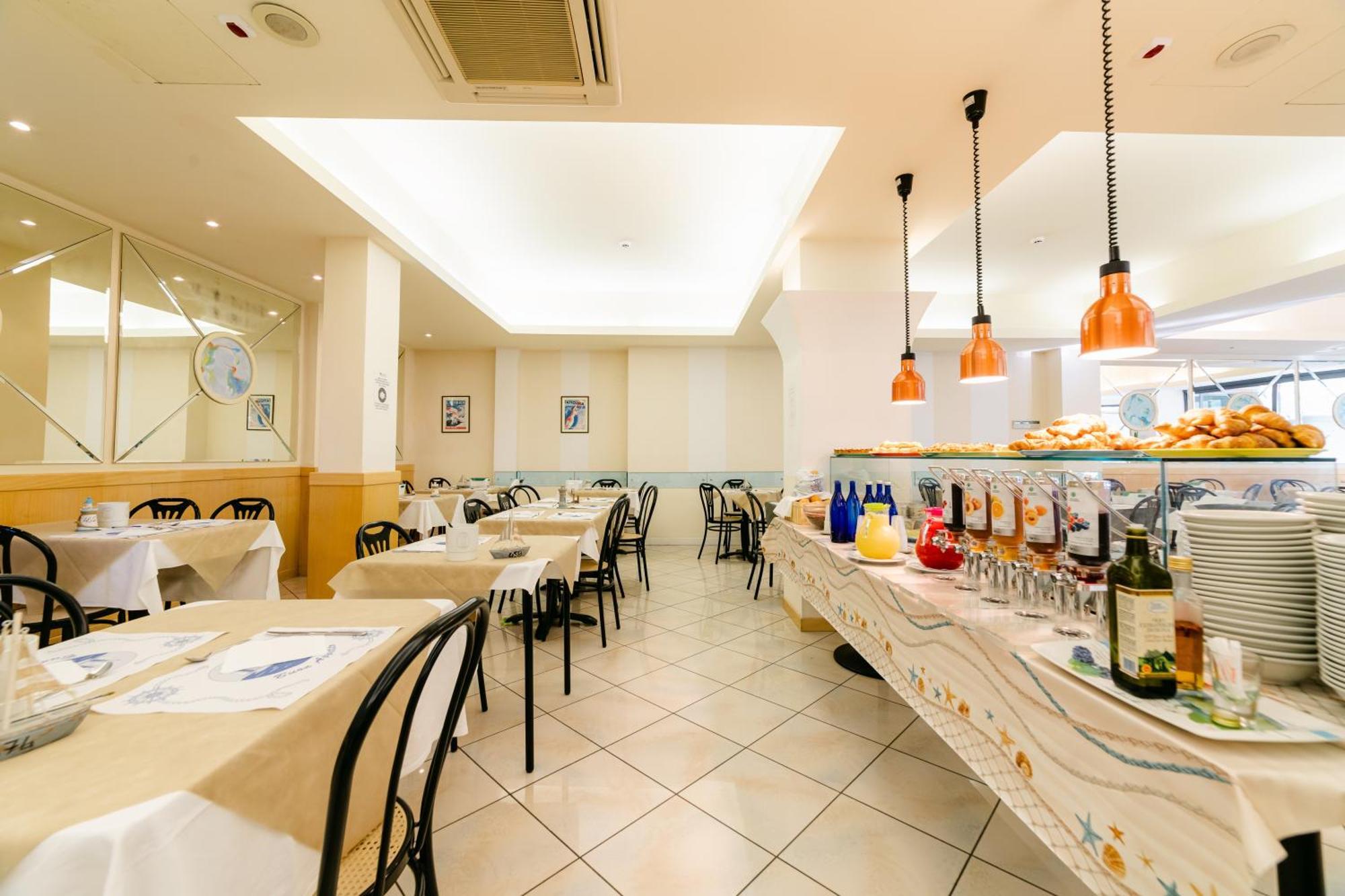 Hotel Golf Cattolica Bagian luar foto
