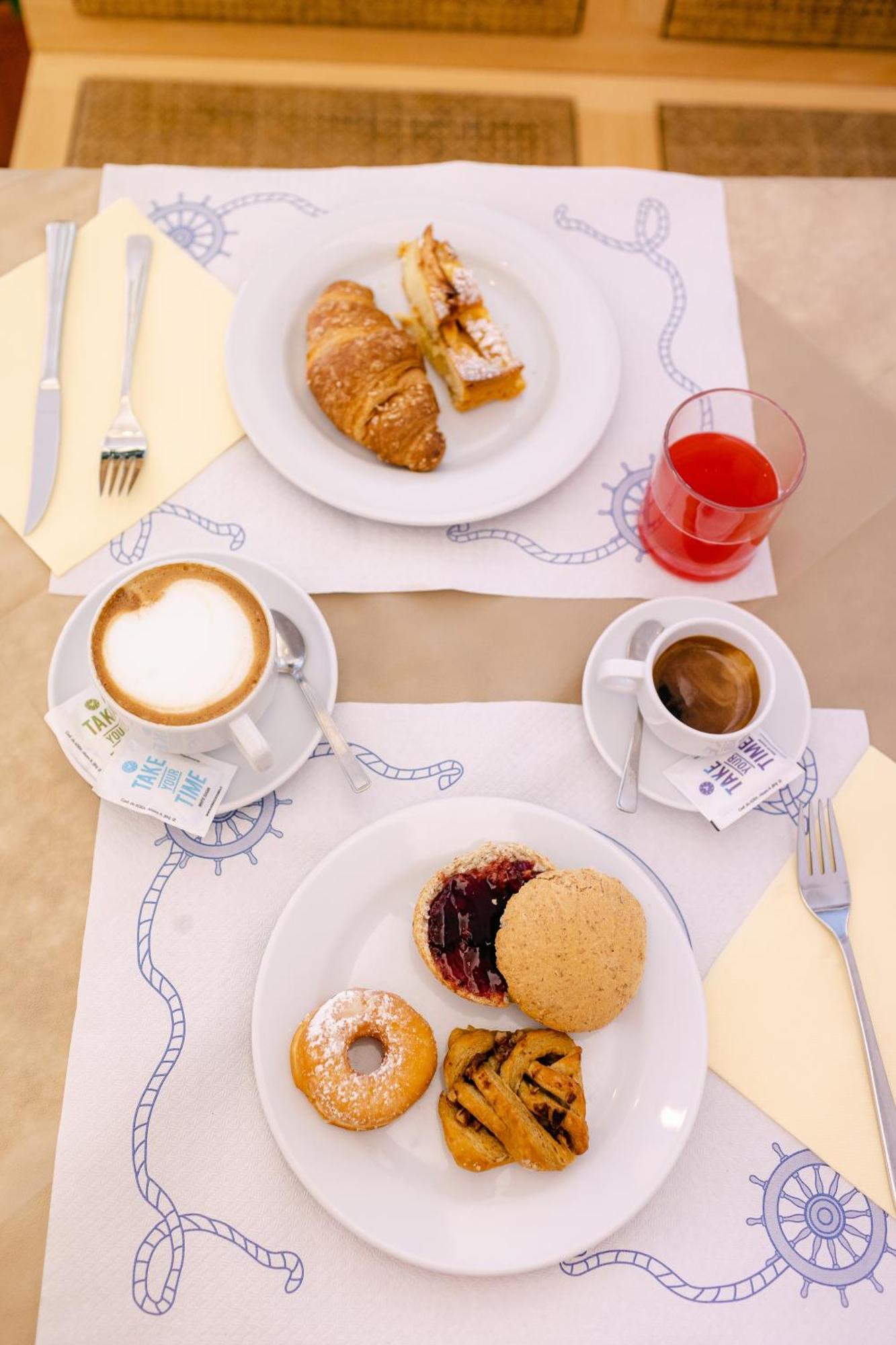 Hotel Golf Cattolica Bagian luar foto