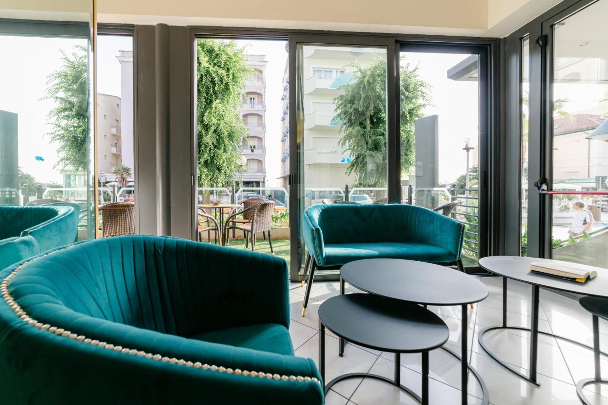 Hotel Golf Cattolica Bagian luar foto