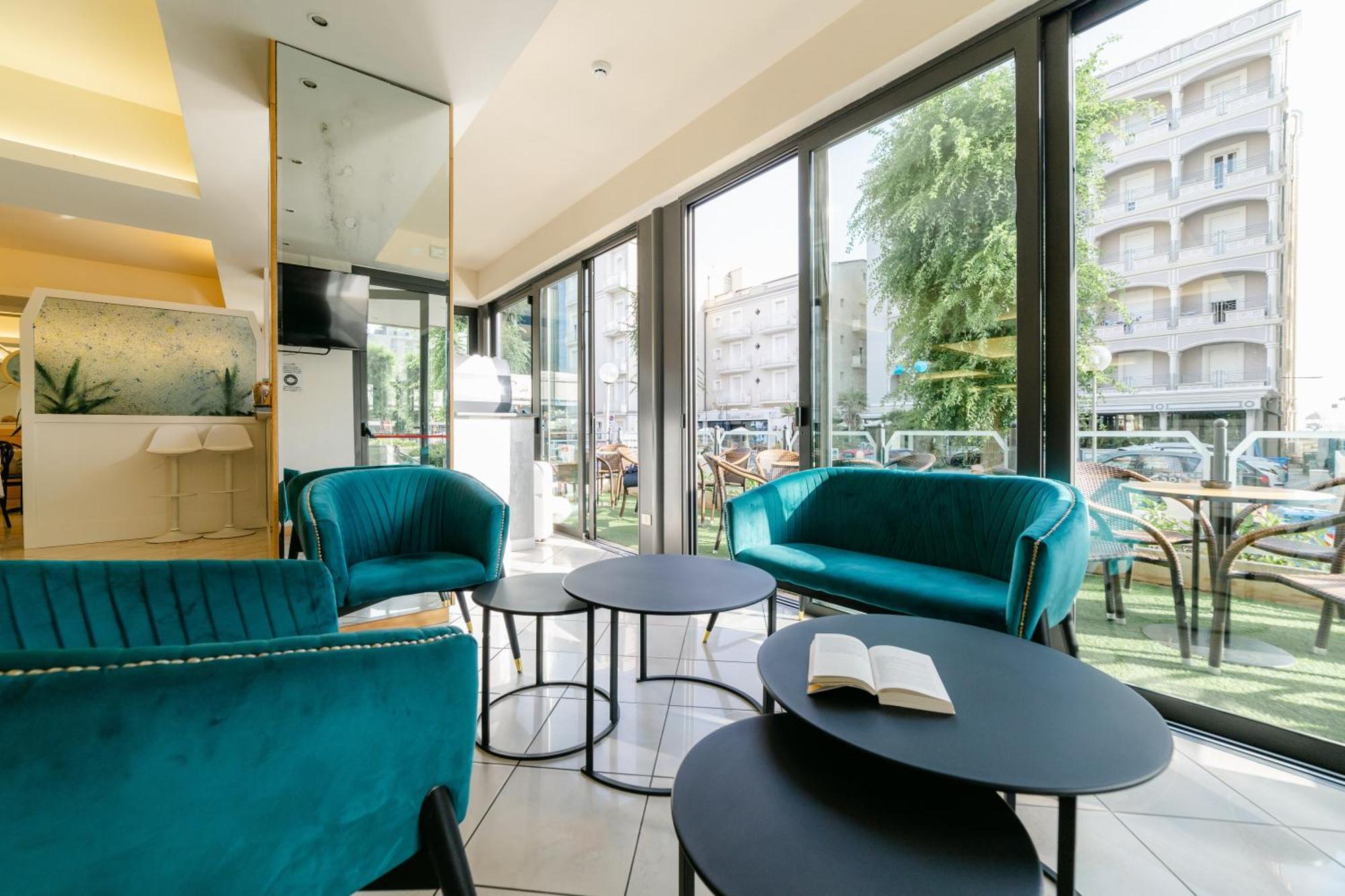 Hotel Golf Cattolica Bagian luar foto